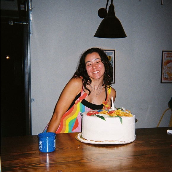 Meet your Posher, Avalon - Picture 1 of 1